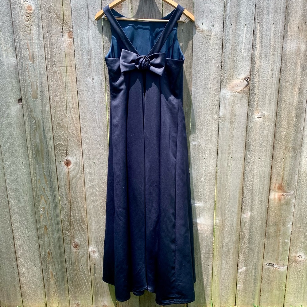Brilliant Navy blue evening dress in size 12 - Picture 3 of 5